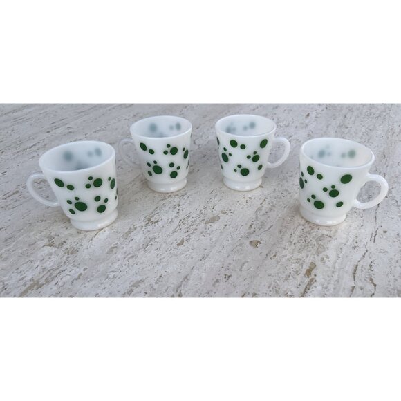 Hazel Atlas Milk Glass Footed Mugs Set Of 4 Green Polka Dot MCM Logo Retro Gift - Picture 9 of 9